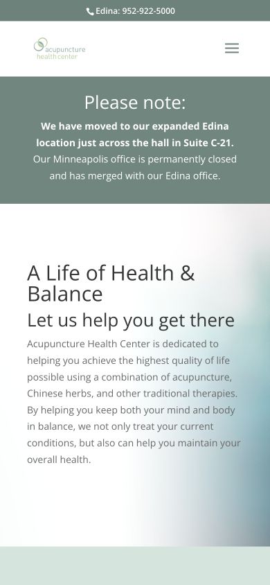 Old Acupuncture Health Center homepage on mobile